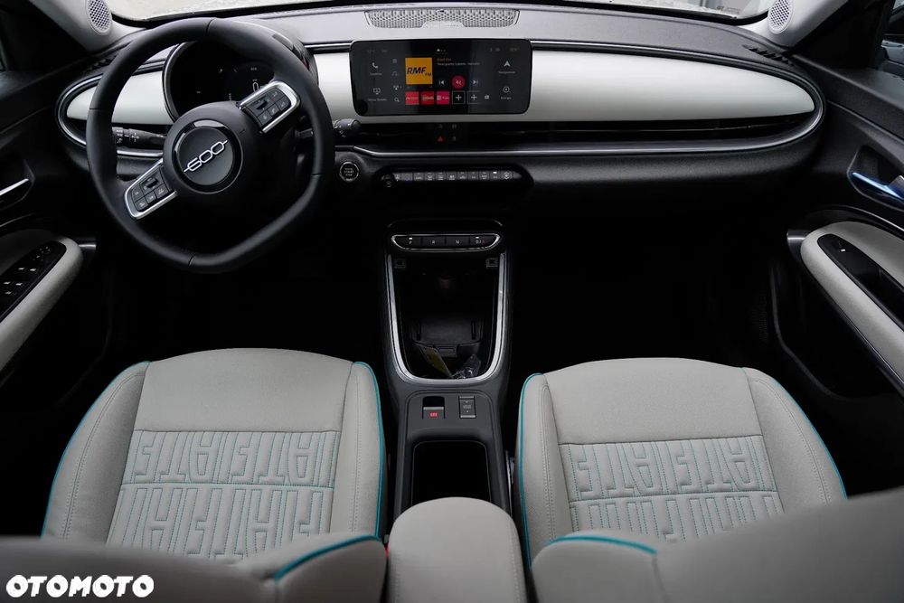 Fiat 600 1.2 Turbo Hybrid eDCT - 6