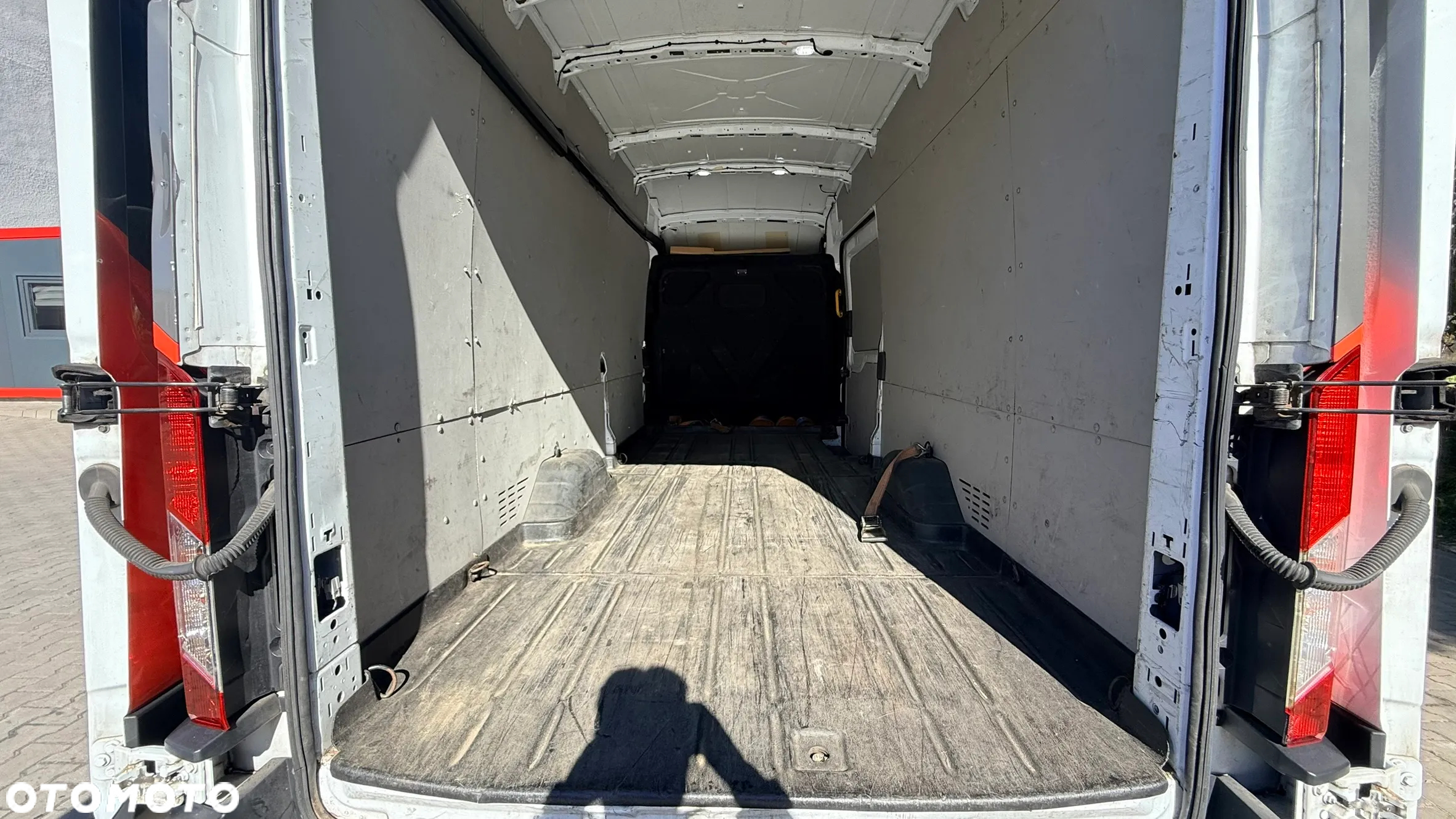 Ford Transit L4H3 - 12