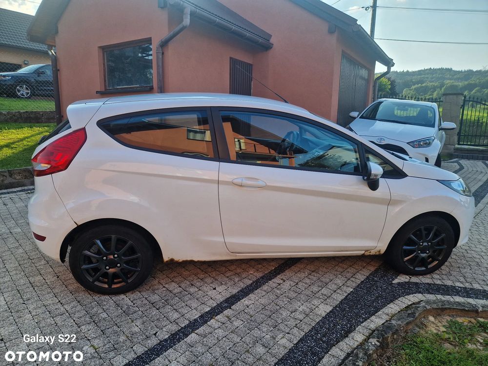 Ford Fiesta 1.25 Ambiente EU5 - 3