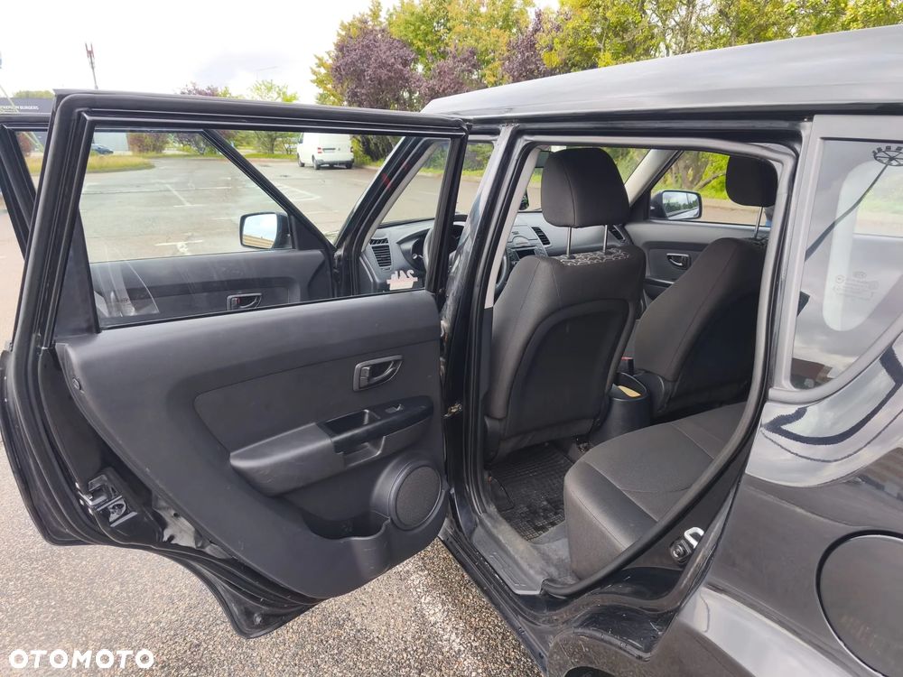 Kia Soul 1.6 CRDI L - 11