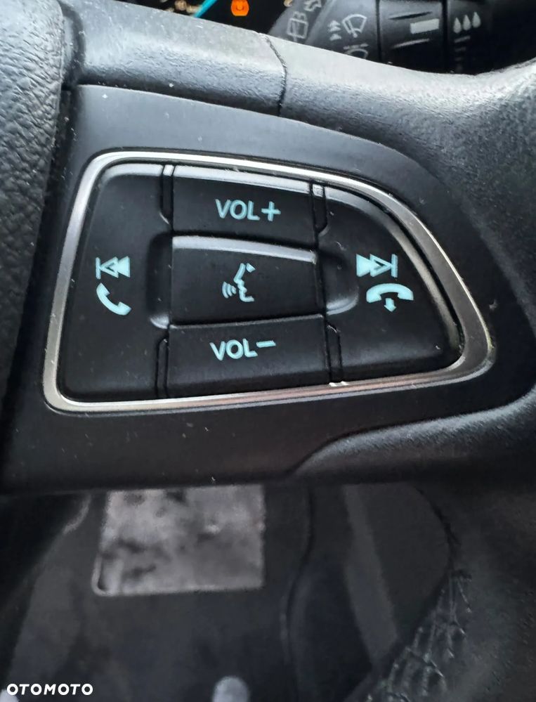 Ford Grand C-MAX - 16