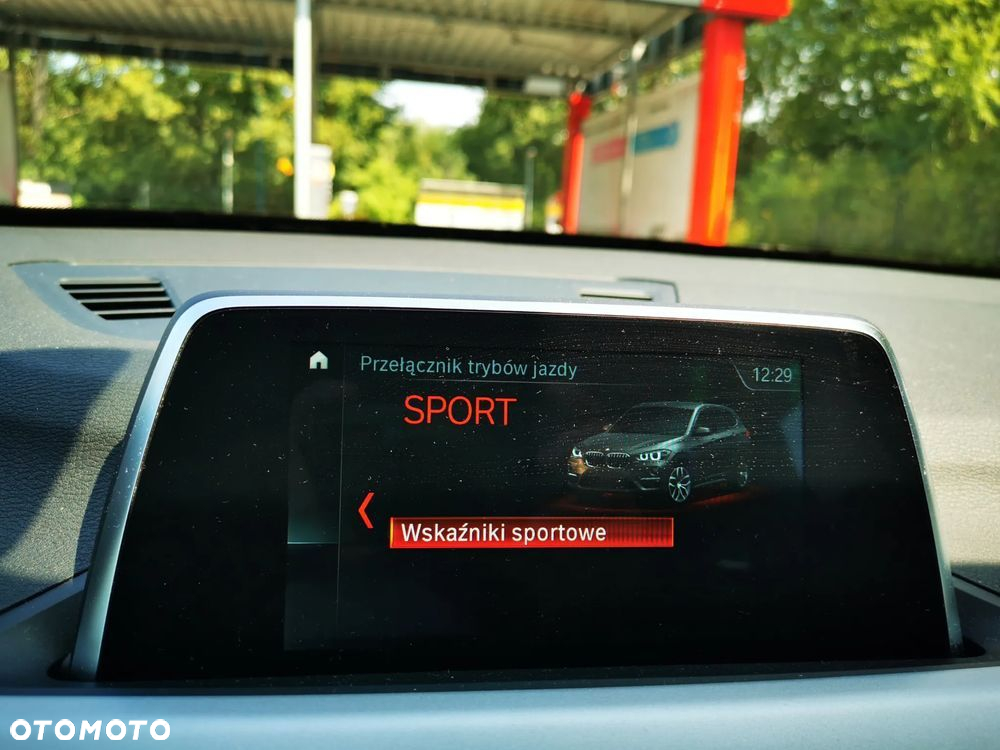 BMW X1 xDrive18d - 14
