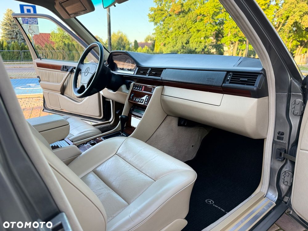 Mercedes-Benz W124 (1984-1993) - 10