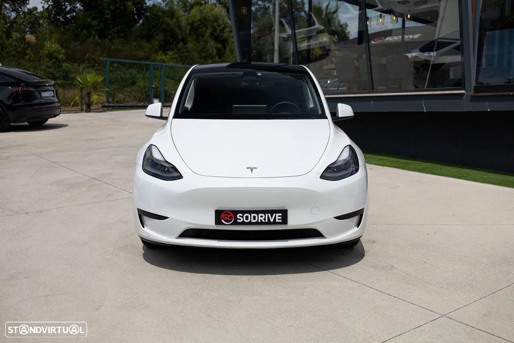 Tesla Model Y Long Range Tração Integral — fotografia 3