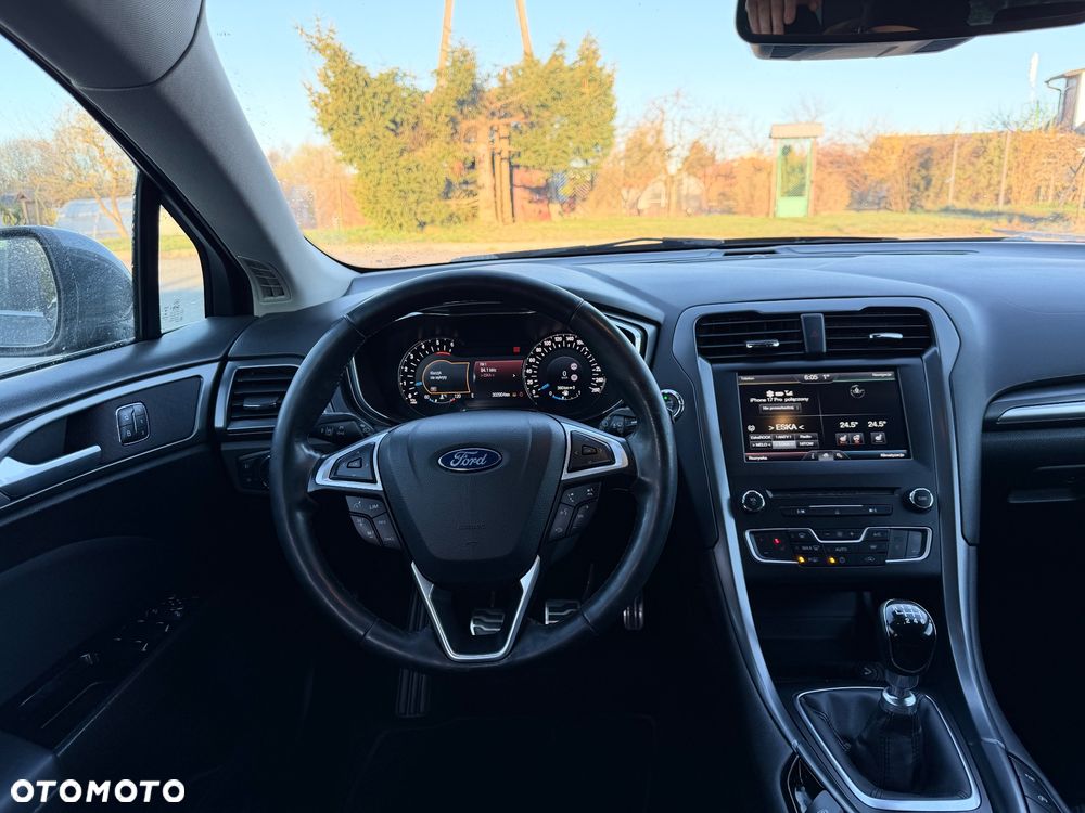 Ford Mondeo 2.0 TDCi Titanium - 36