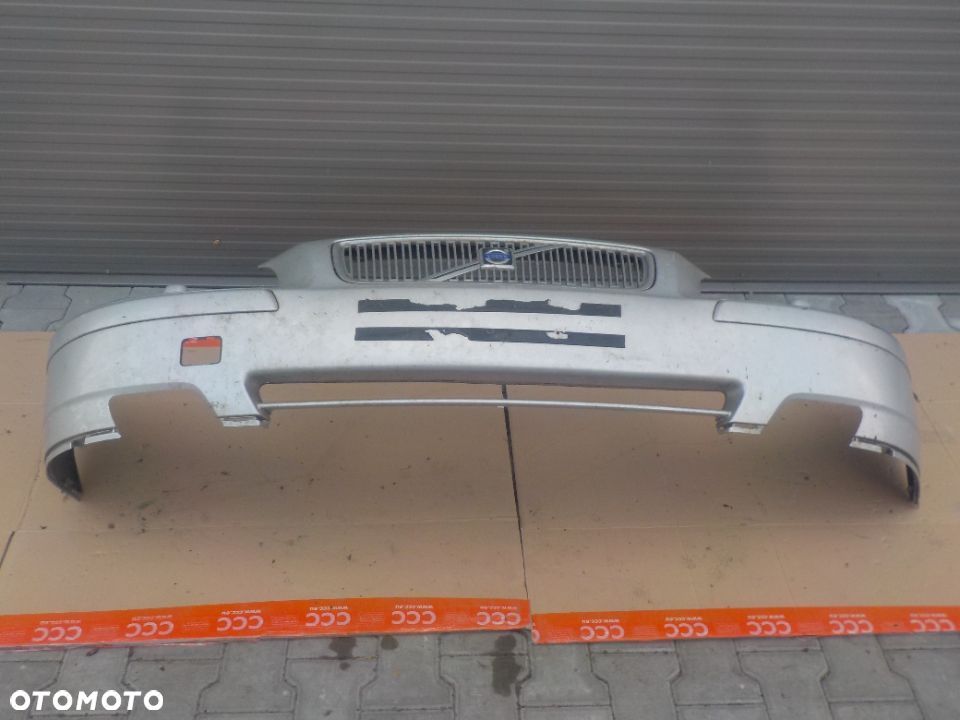 VOLVO V70 ZDERZAK PRZÓD PRZEDNI