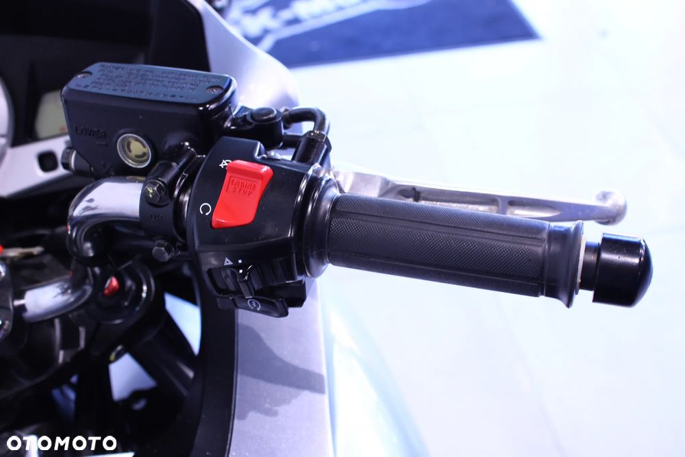 Honda CBF - 10