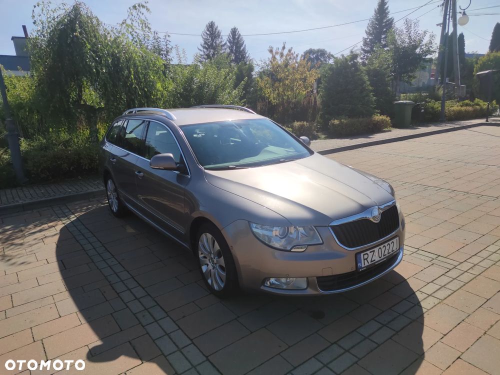 Skoda Superb 2.0 TDI Elegance - 7