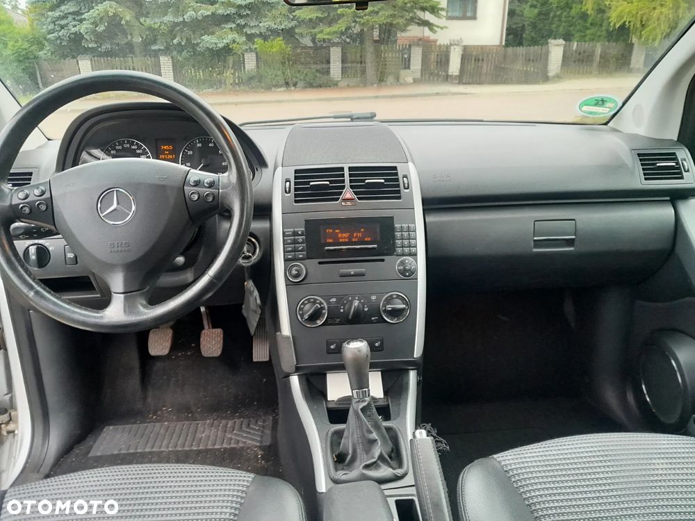 Mercedes-Benz Klasa A 170 Avantgarde - 17