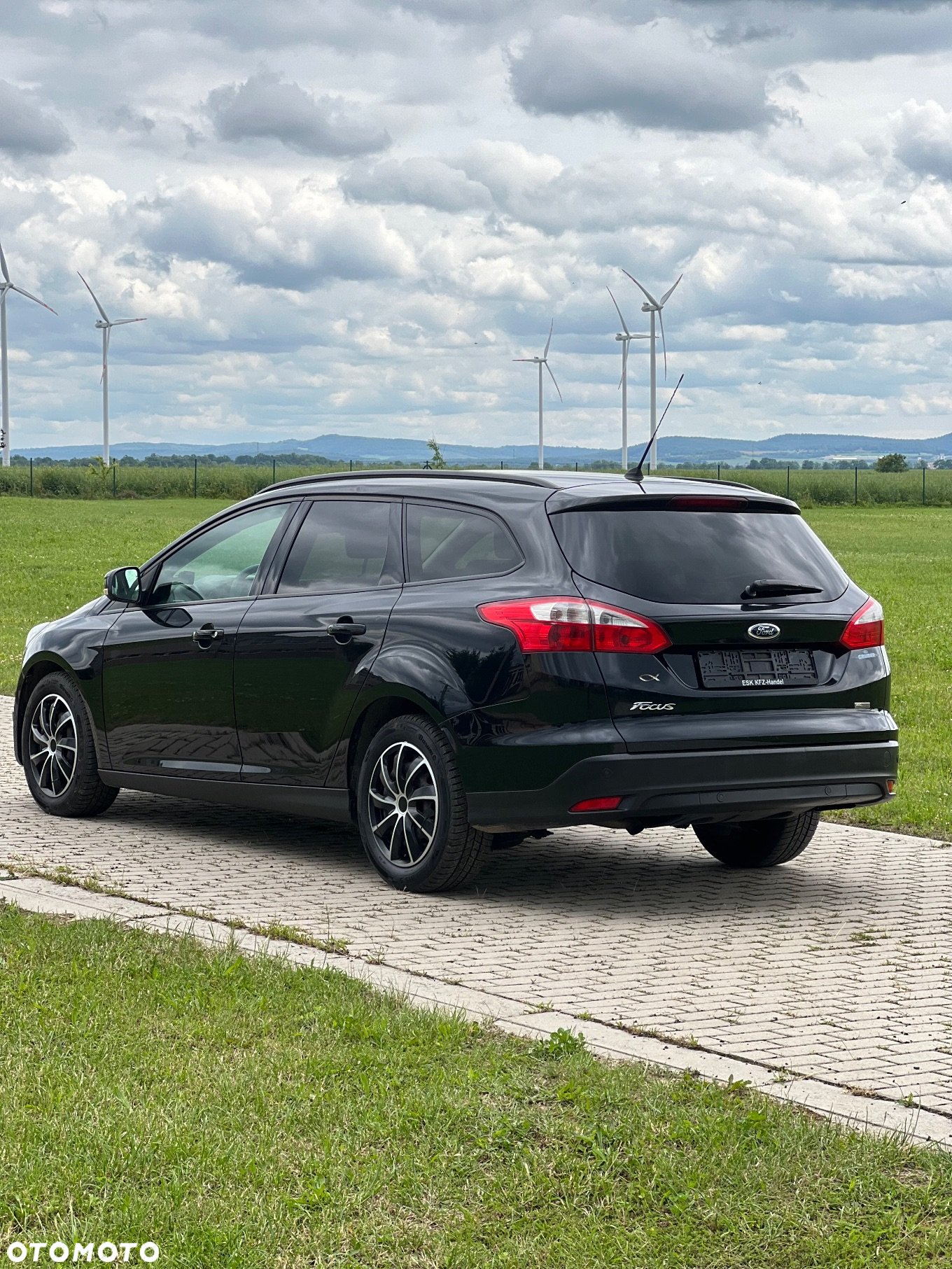 Ford Focus 1.6 TDCi DPF SYNC Edition - 14
