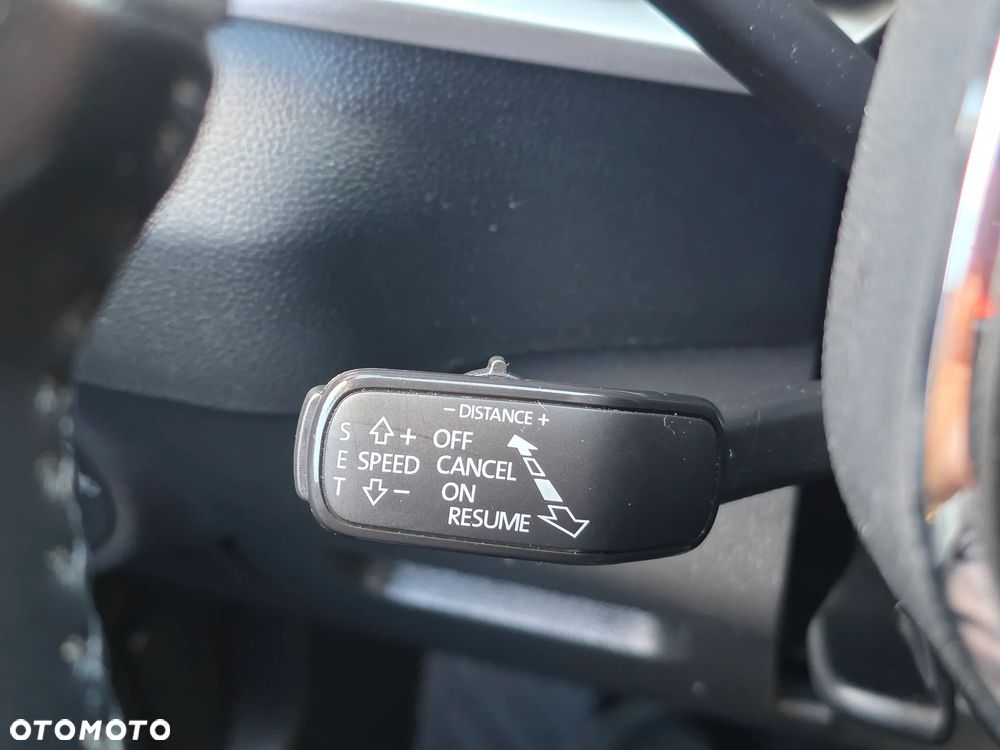 Skoda Karoq 2.0 TDI SCR DSG Clever - 25