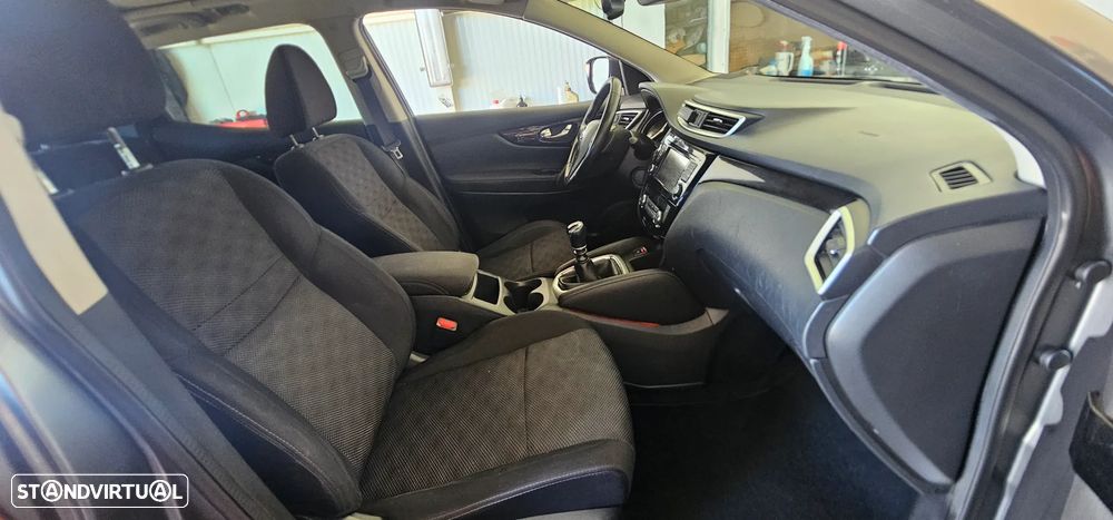 Nissan Qashqai 1.5 dCi N-Connecta 18 RS+PS - 12