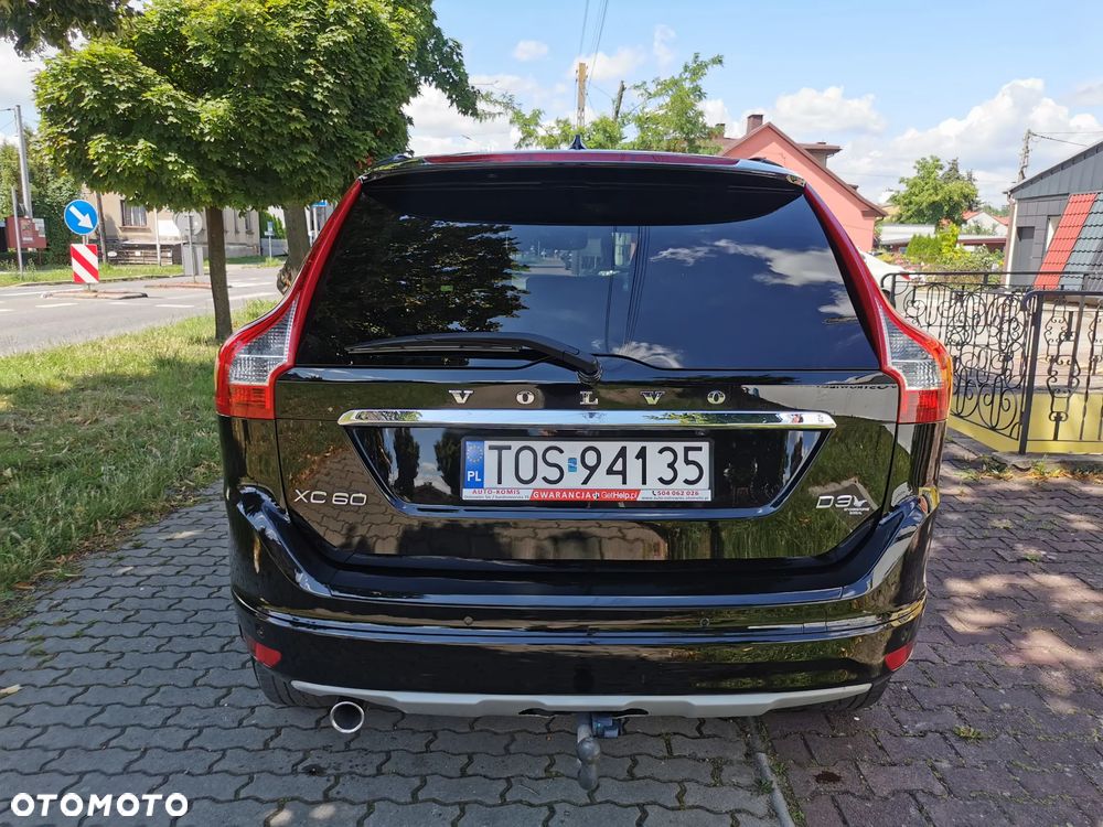 Volvo XC 60 D3 Momentum - 24