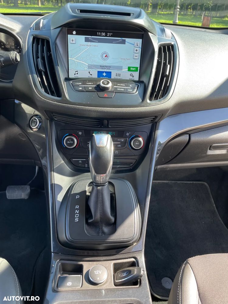 Ford Kuga 2.0 TDCi 4x4 Aut. Titanium - 8