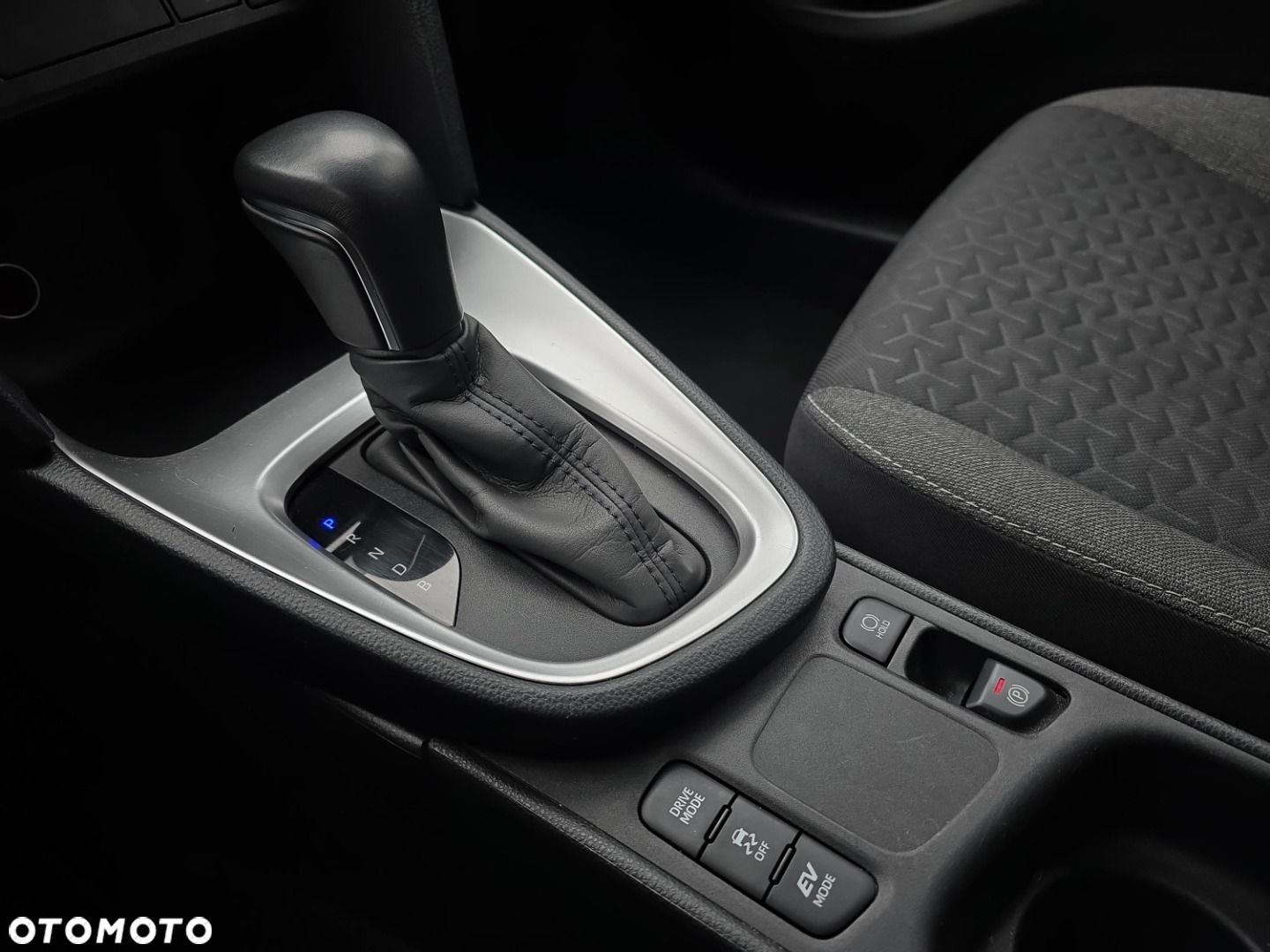 Toyota Yaris Cross - 20
