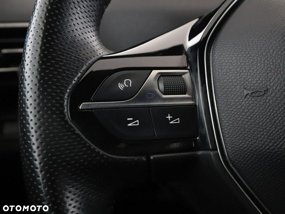 Peugeot 3008 1.2 PureTech GT S&S - 33