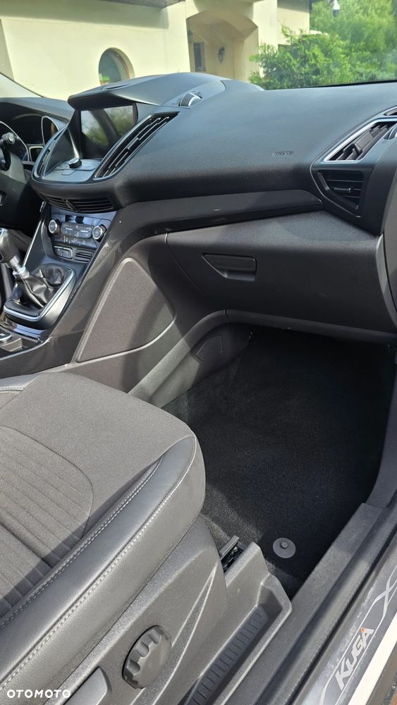Ford Kuga 1.5 EcoBoost FWD Titanium ASS MMT6 - 23