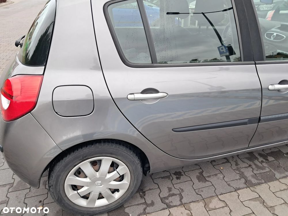 Renault Clio 1.5 dCi Dynamique - 11