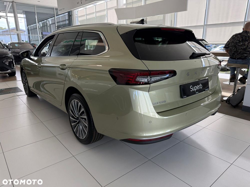 Skoda Superb 2026 photo 5
