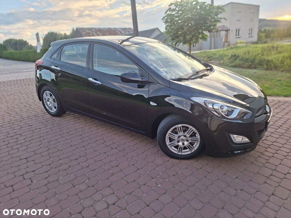 Hyundai i30 1.4 CRDi Comfort - 32