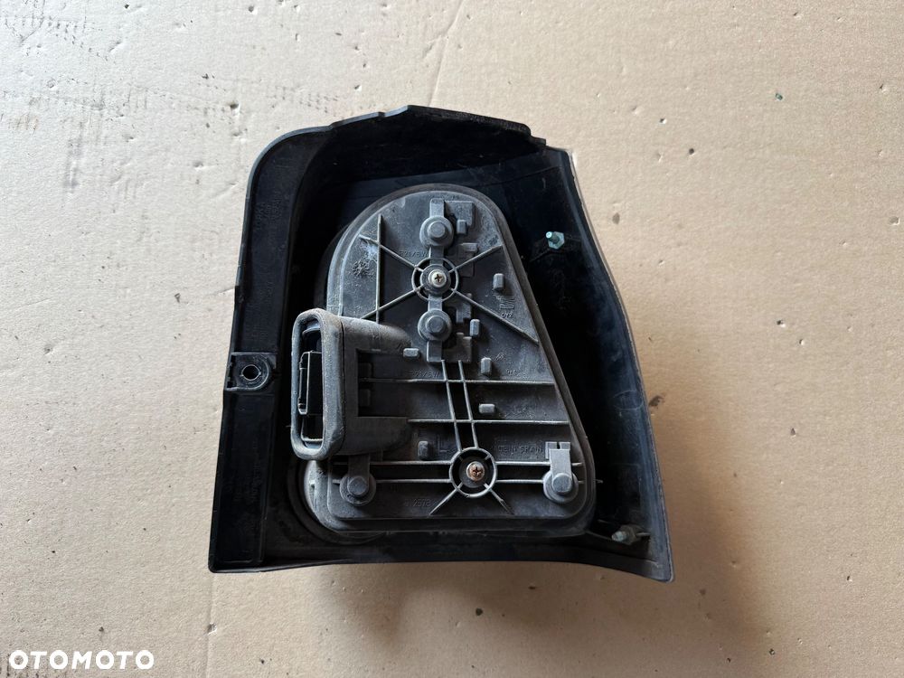 LAMPA TYLNA PRAWA LEWA SEAT AROSA LIFT -WYSYŁKA- - 4