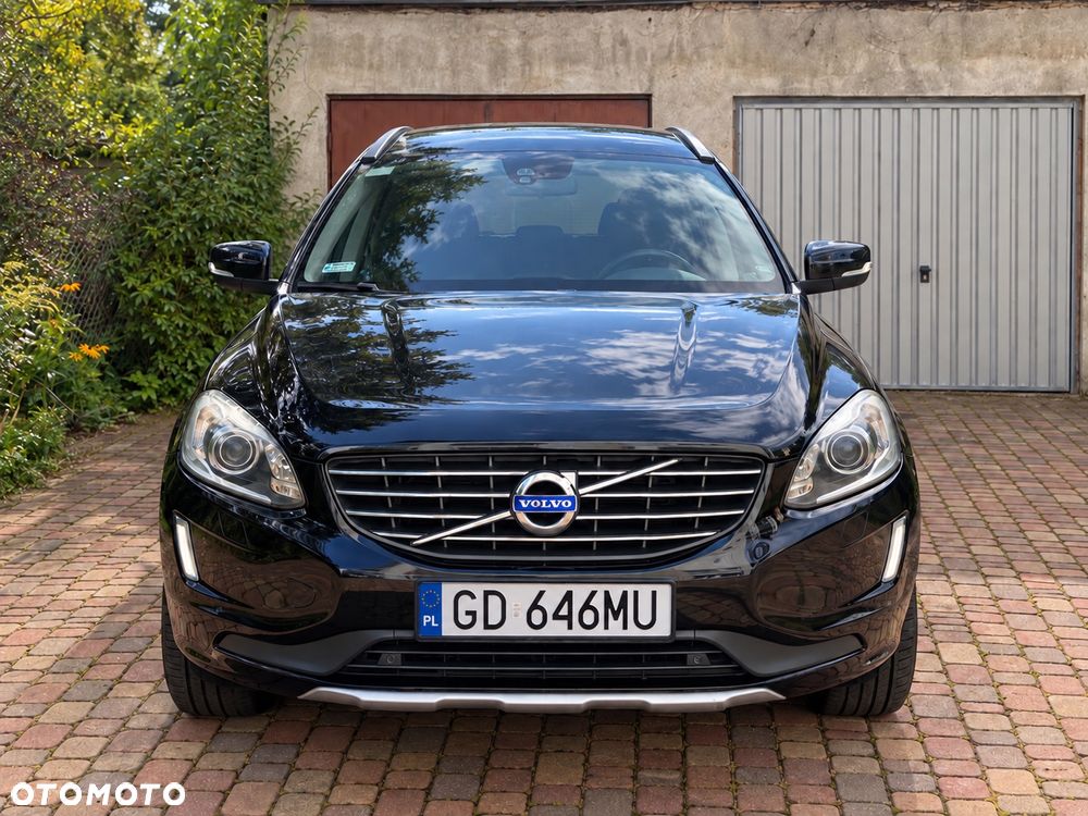 Volvo XC 60 D4 AWD Momentum - 2