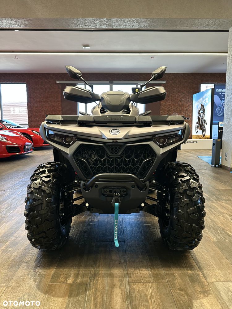 CFMoto CForce - 8