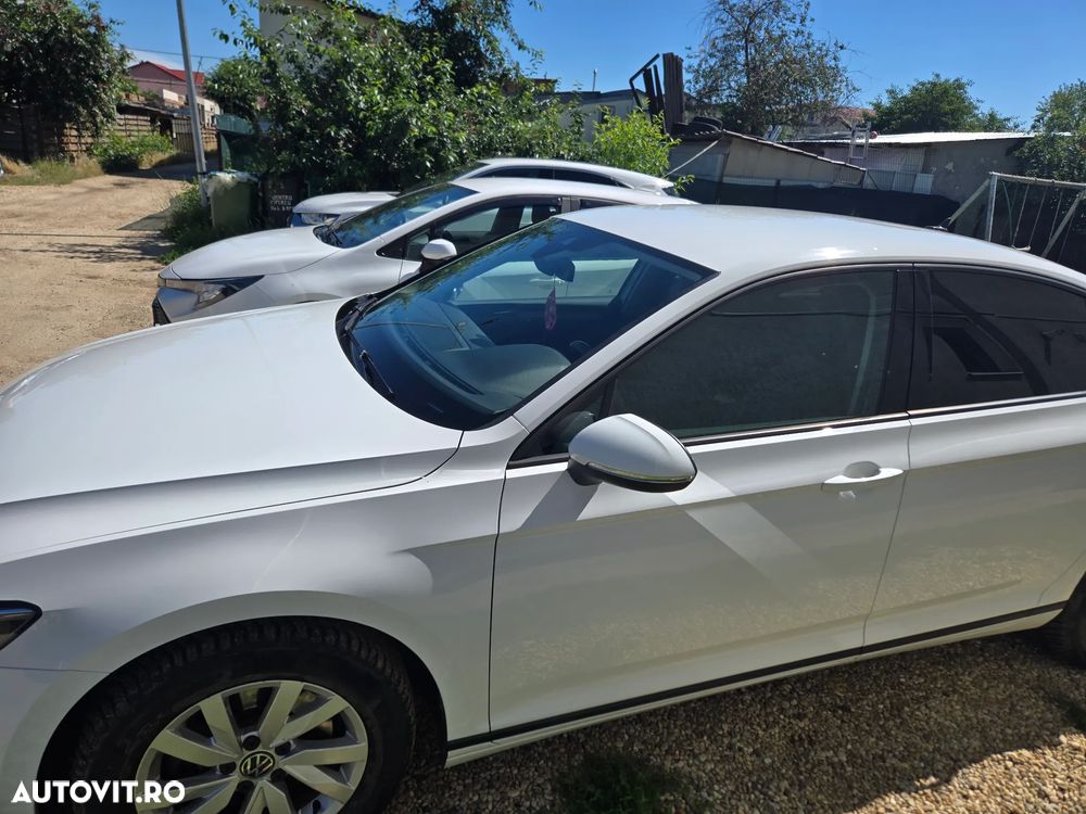 Volkswagen Passat 2.0 TDI DSG Comfortline - 16