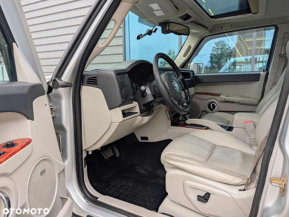 Jeep Commander 3.0 CRD Limited - 13