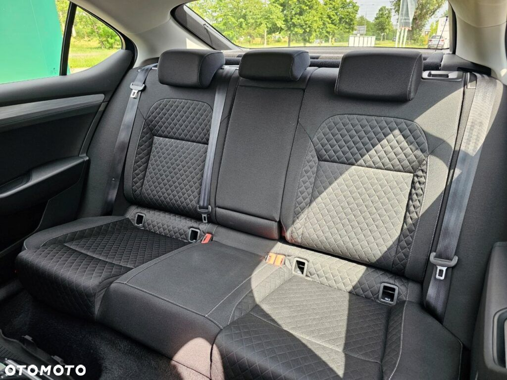 Skoda Superb 1.5 TSI Ambition DSG - 33