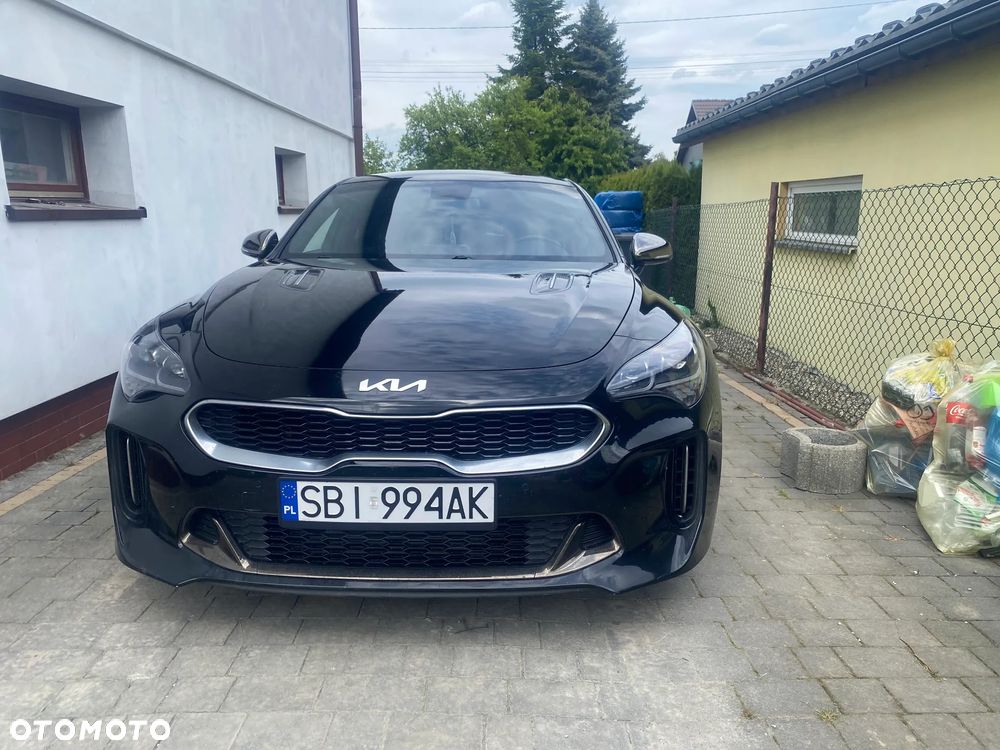 Kia Stinger - 2