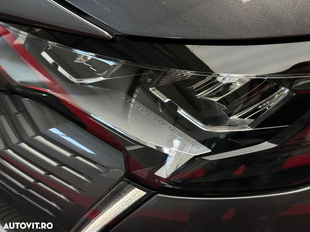 Peugeot 3008 1.2 PureTech Turbo S&S EAT8 Active - 39