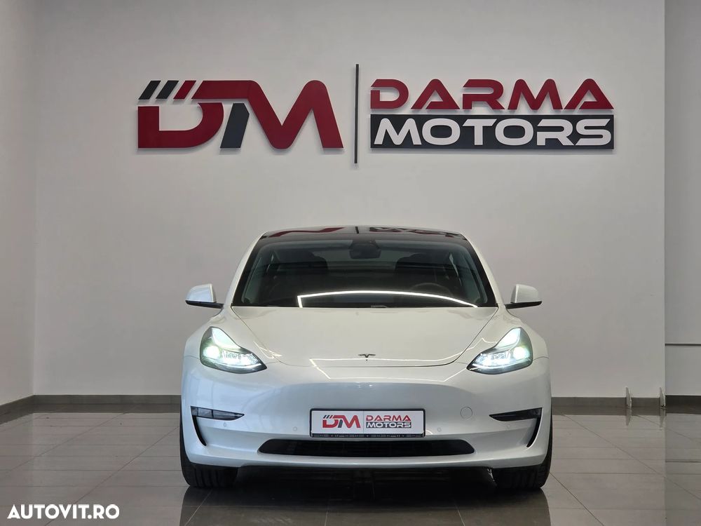 Tesla Model 3 - 21