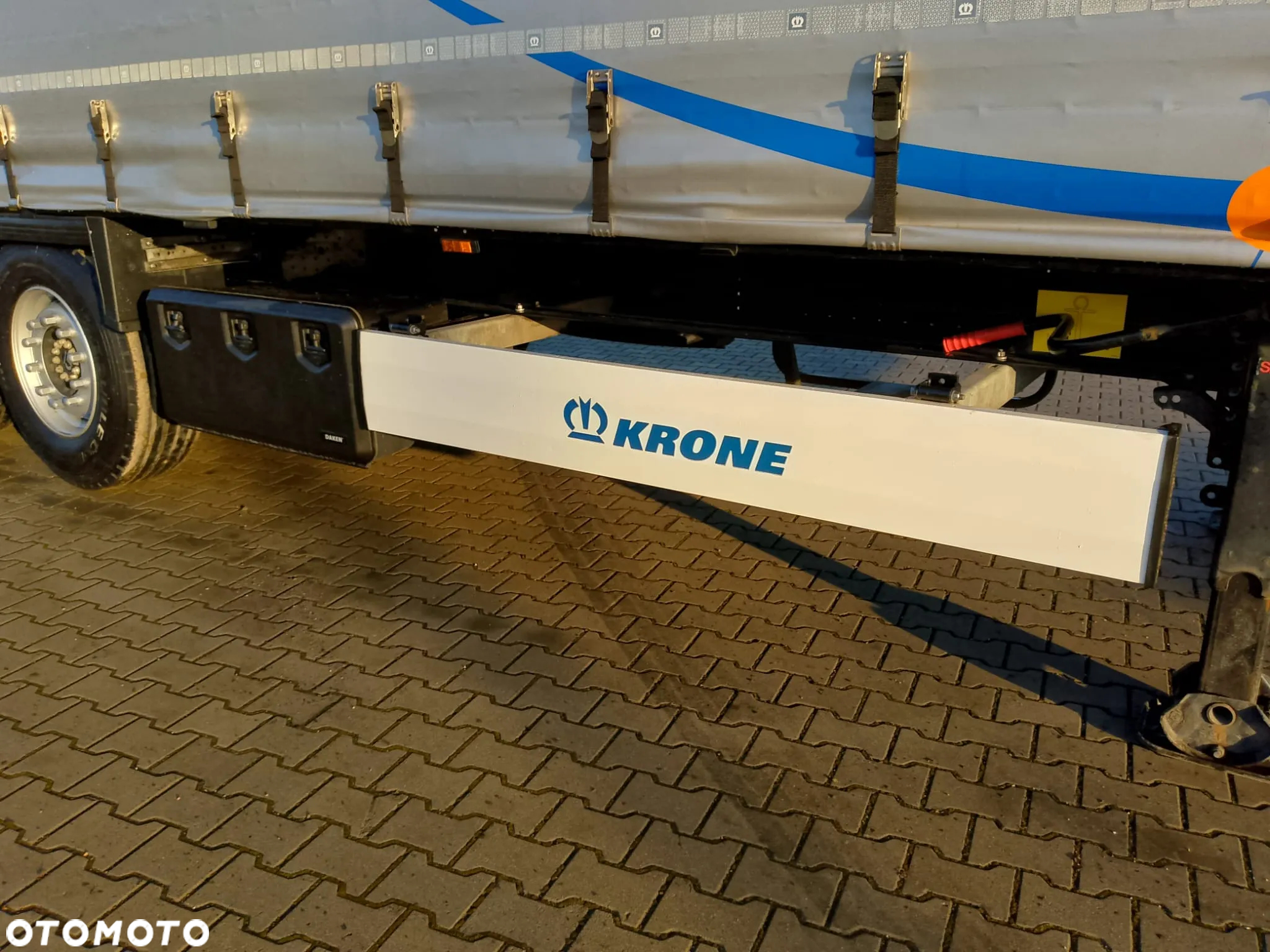 Krone Profi Liner ,XL code, oś podnoszona , STANDARD - 21