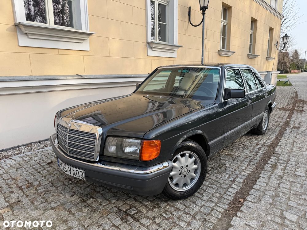 Mercedes-Benz 280 - 1