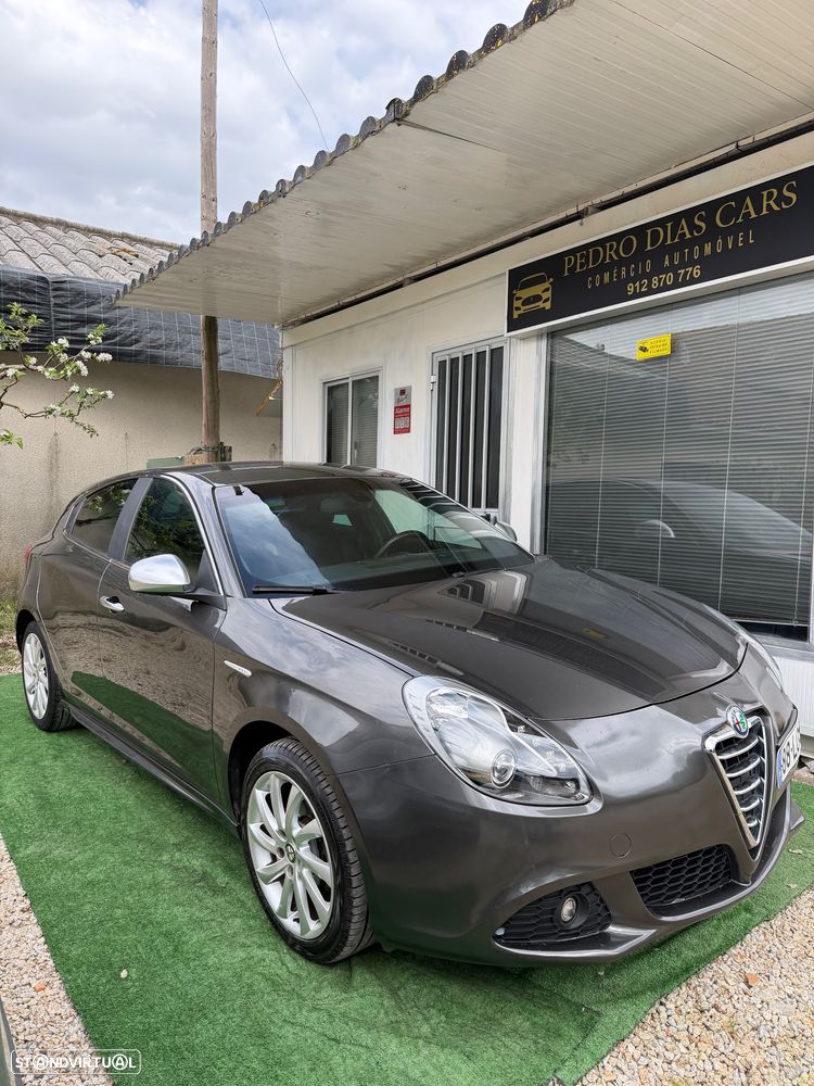 Alfa Romeo Giulietta 1.6 JTDM 16V Turismo - 2