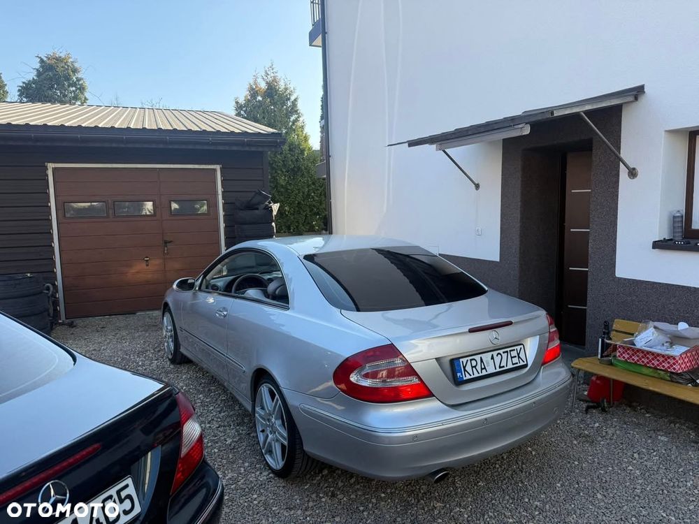 Mercedes-Benz CLK - 5