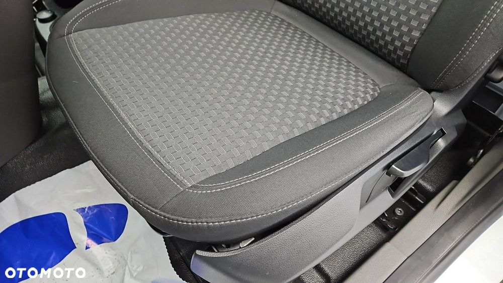 Ford Transit Connect - 12