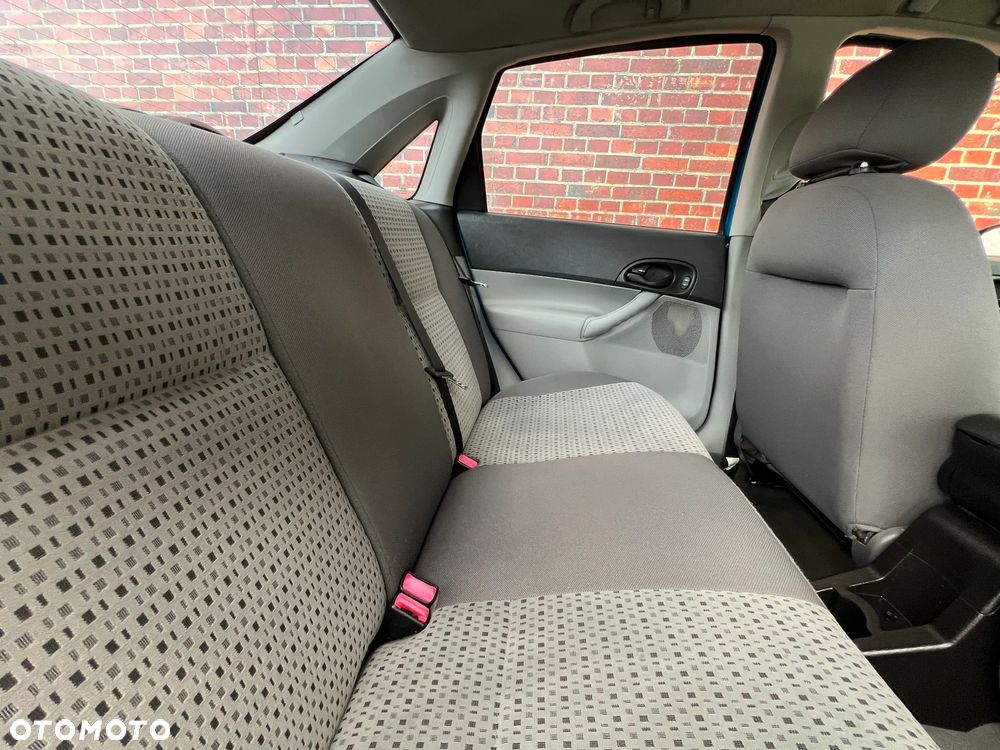 Ford Focus - 19