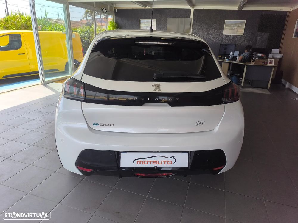Peugeot e-208 Allure+ - 7