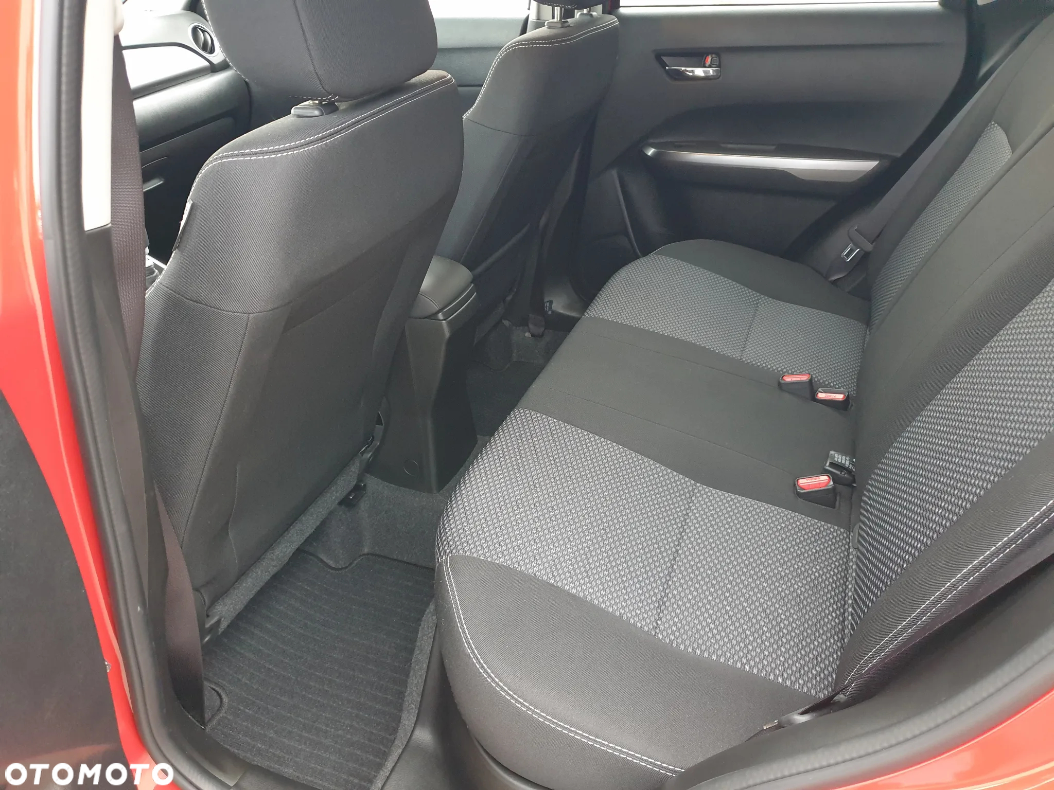 Suzuki Vitara 1.4 Boosterjet Premium 2WD - 17