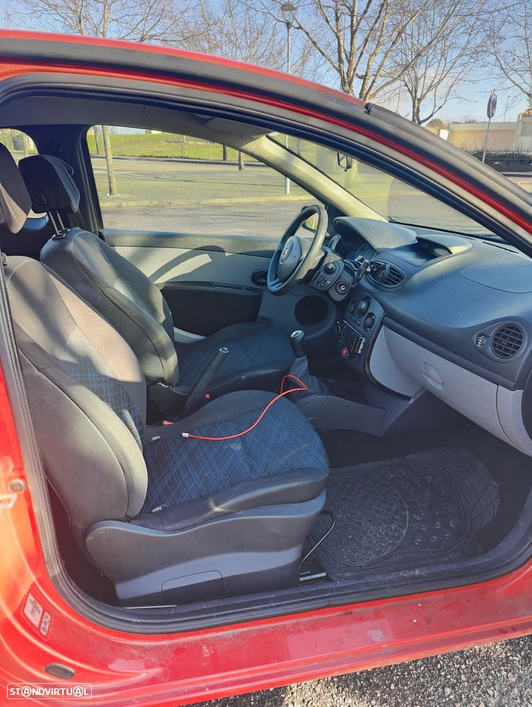 Renault Clio 1.2 16V 75 Dynamique - 5