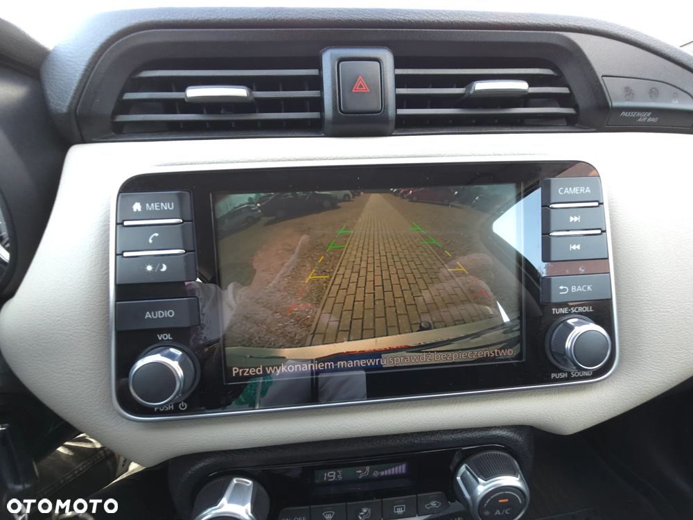 Nissan Micra 1.0 IG-T Visia+ - 33