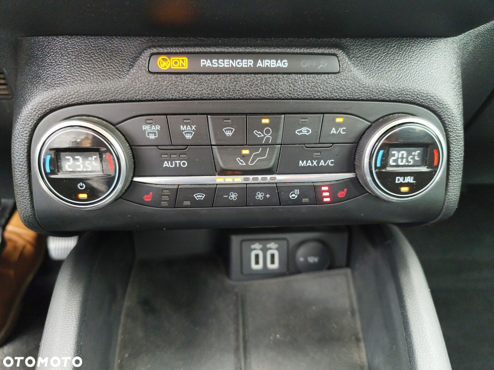 Ford Focus - 23
