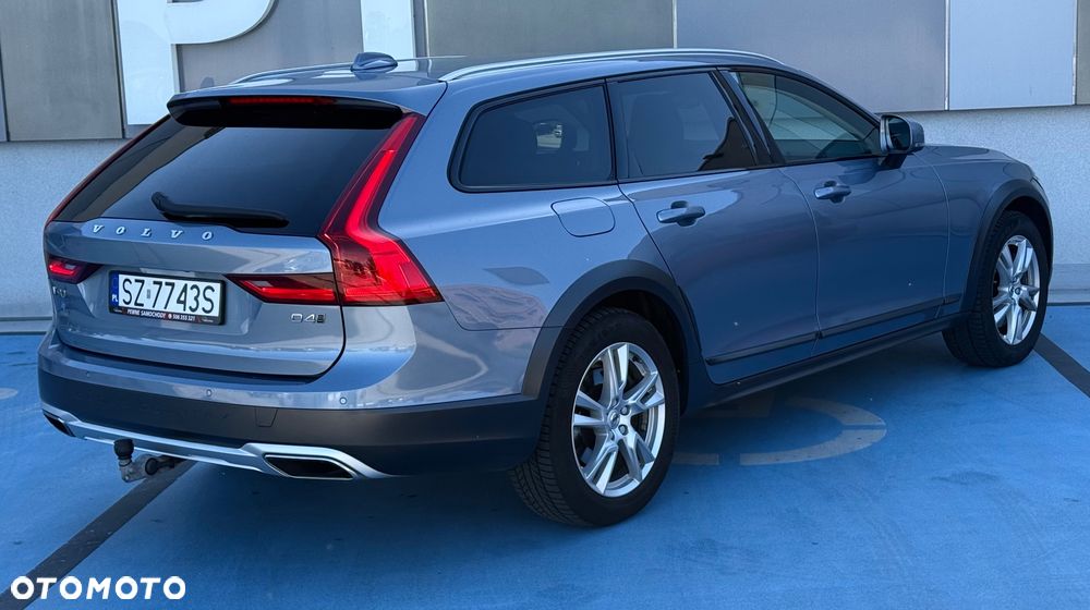 Volvo V90 Cross Country D4 AWD Geartronic Ocean Race - 11