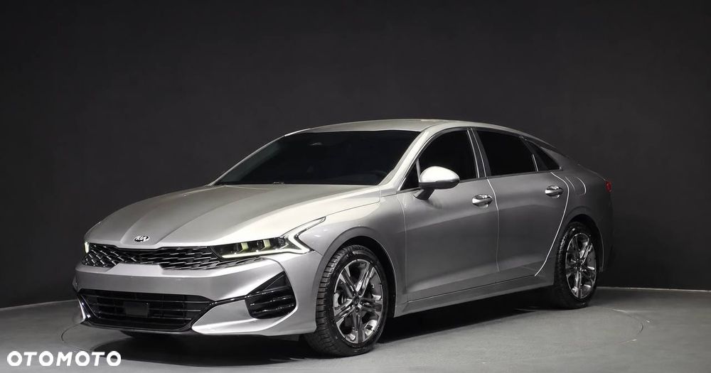 Kia K5 - 2