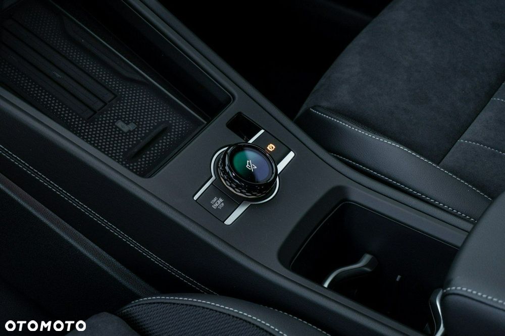 Volkswagen T-Roc - 13