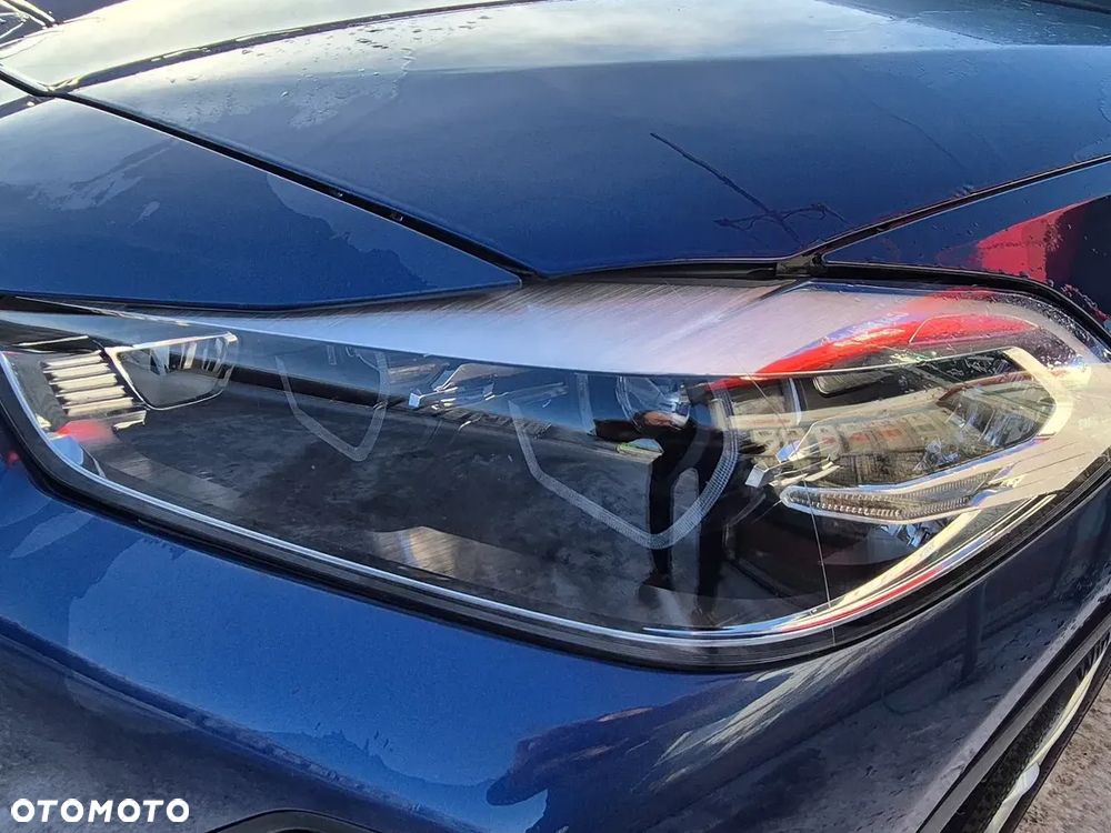 BMW X2 sDrive16d - 11