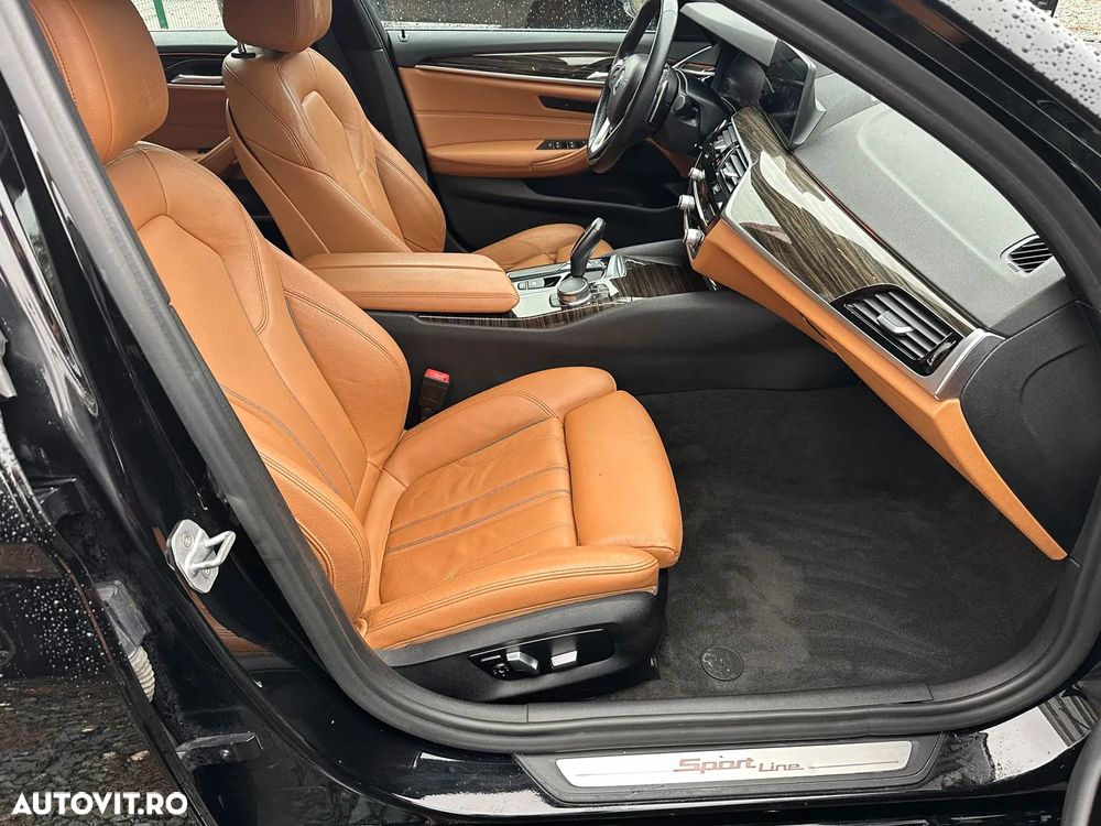 BMW Seria 5 530i xDrive AT - 7