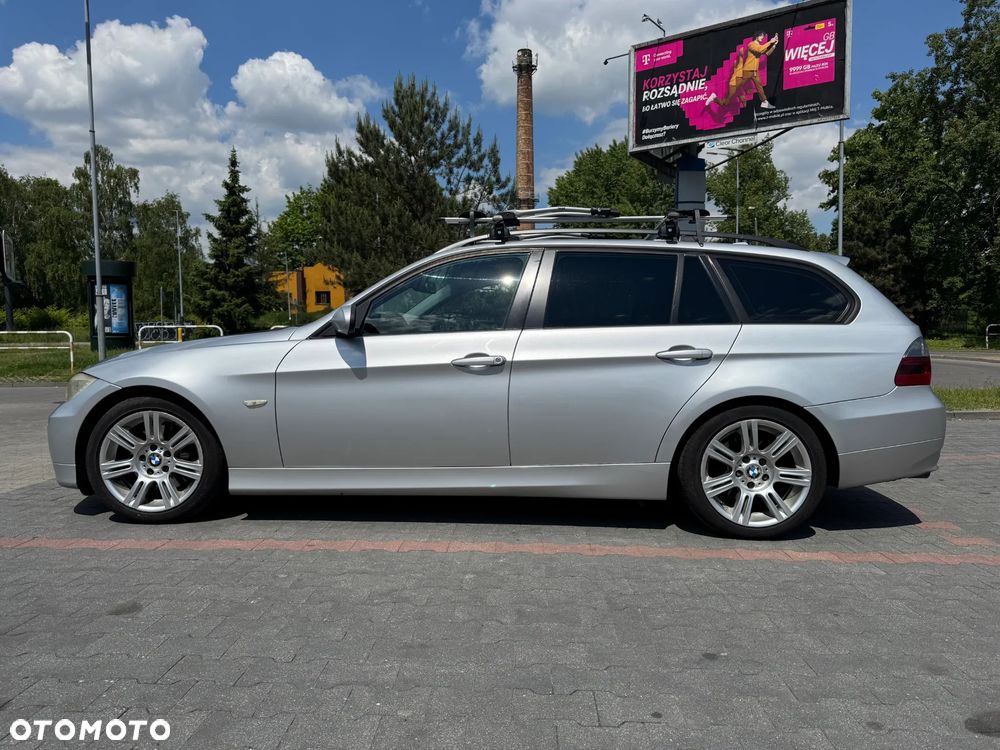 BMW Seria 3 320d DPF Touring - 2